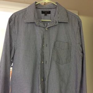 Banana Republic Men’s long sleeve shirt Size L